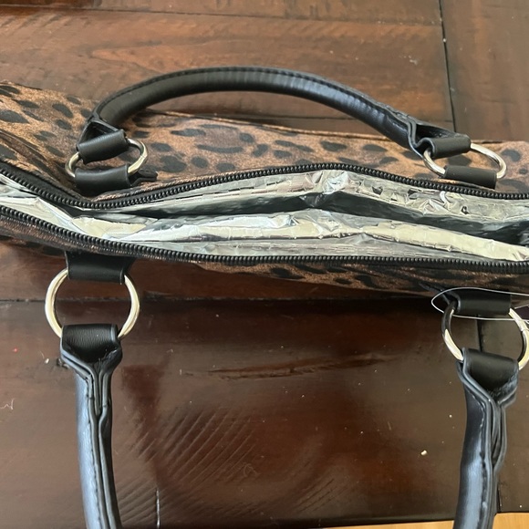 Primeware cougar animal print thermal wine carrier - Picture 4 of 5